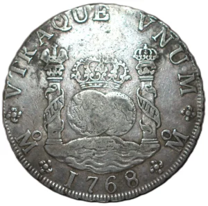 Moneda de 8 reales de Carlos III. Columnario de 1768. Ceca de Méjico. Ensayador MF. Coronas Imperial-Real. Conservación: MBC+, Peso: 26,8 gramos. Diámetro: 38 mm. Bonito columnario de Carlos III  con muy buena conservación acuñado en Méjico en 1768. Pieza un bonito tono. No presenta golpes ni arañazos.